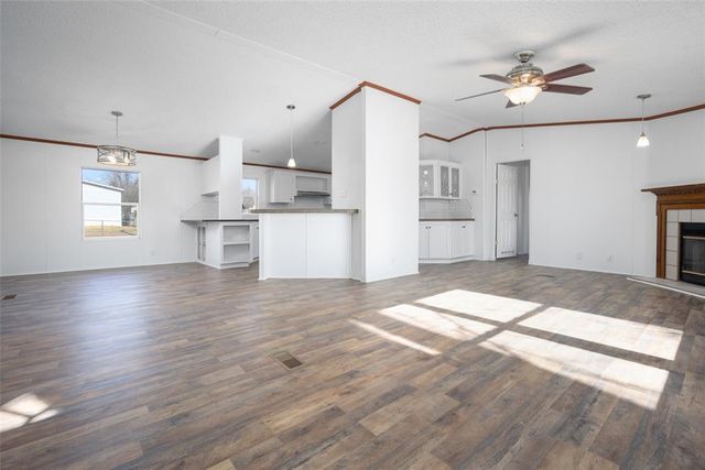 20401 Misty Glen Drive, Newalla, OK 74857