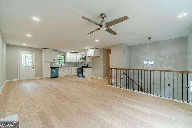 4576 Canda Drive NW, Lilburn, GA 30047