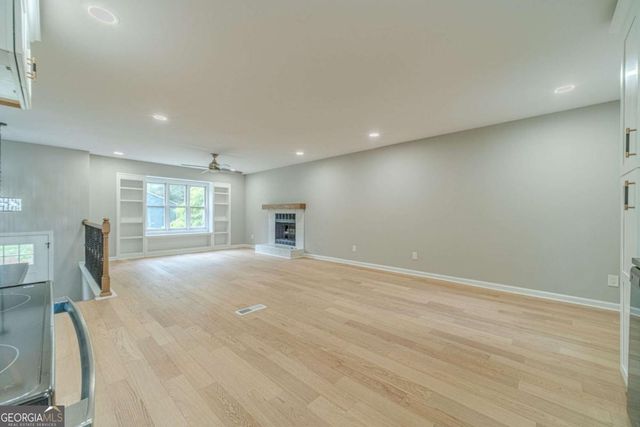 4576 Canda Drive NW, Lilburn, GA 30047
