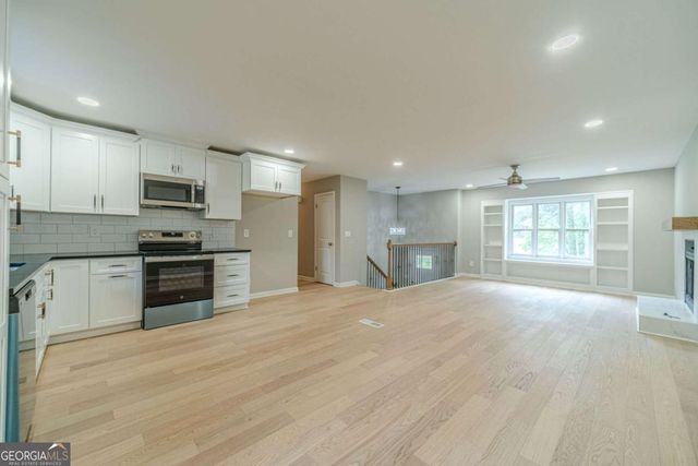 4576 Canda Drive NW, Lilburn, GA 30047