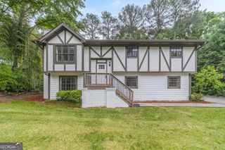 4576 Canda Drive NW, Lilburn, GA 30047