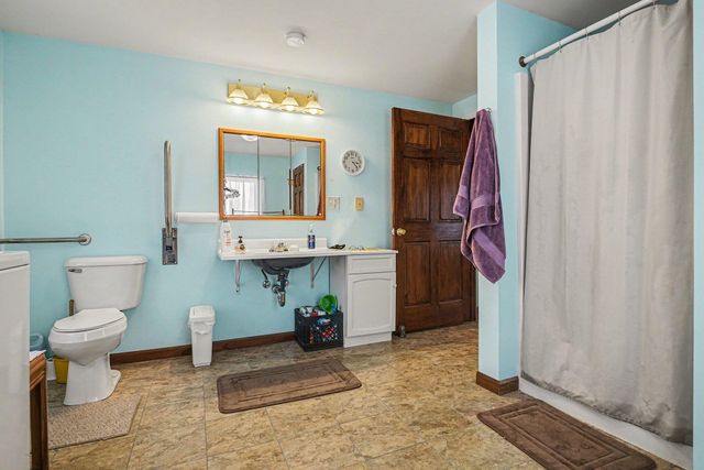 5494 Old Pipestone Road, Eau Claire, MI 49111