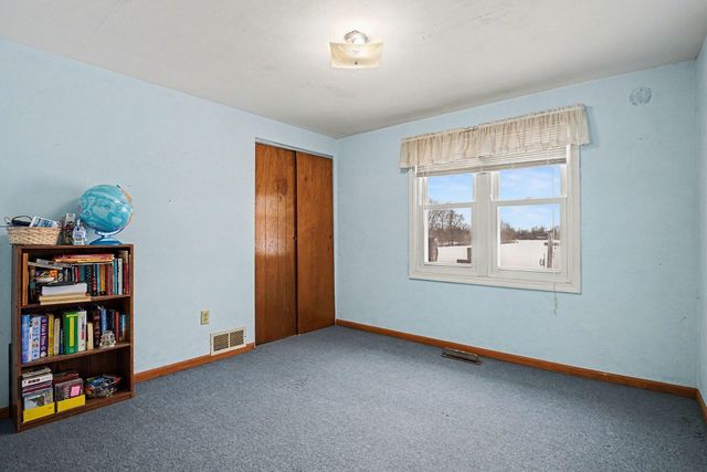 5494 Old Pipestone Road, Eau Claire, MI 49111