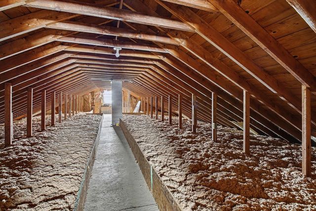 5494 Old Pipestone Road, Eau Claire, MI 49111