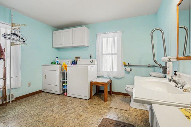 5494 Old Pipestone Road, Eau Claire, MI 49111