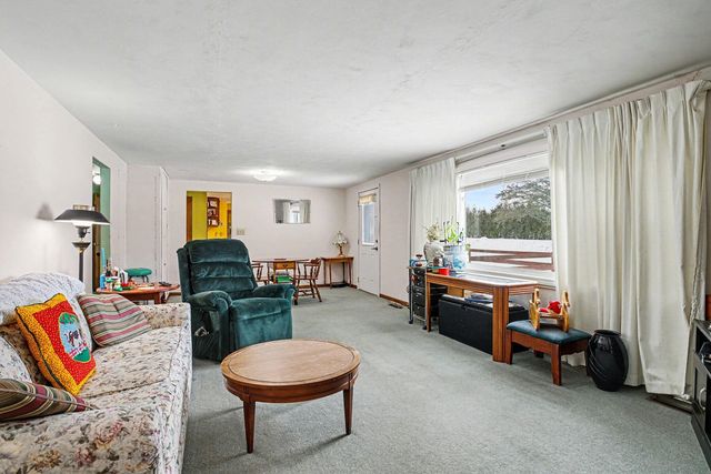 5494 Old Pipestone Road, Eau Claire, MI 49111