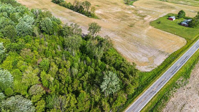 5494 Old Pipestone Road, Eau Claire, MI 49111