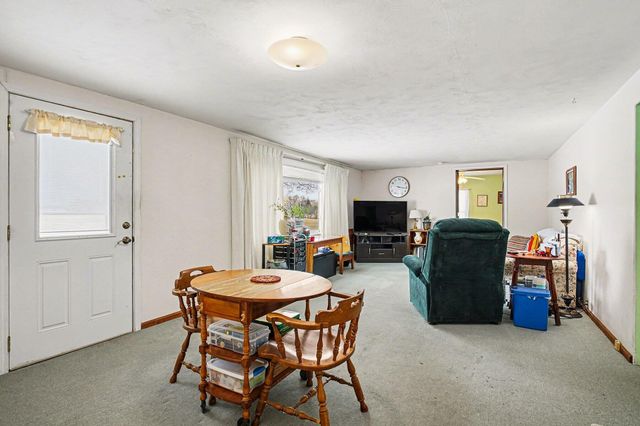 5494 Old Pipestone Road, Eau Claire, MI 49111