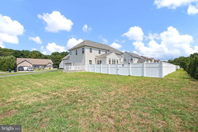 54 TROUBLE LN, Smyrna, DE 19977