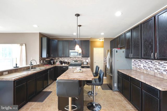 54 TROUBLE LN, Smyrna, DE 19977