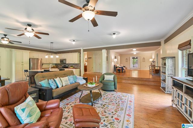 680 COUNTY ROAD 543, Verbena, AL 36091