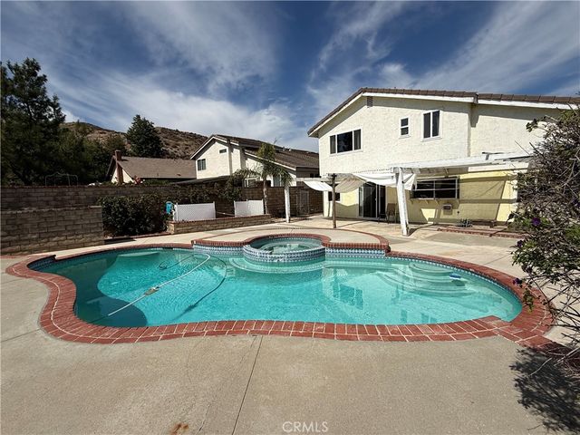 14806 Begonias Lane, Canyon Country, CA 91387