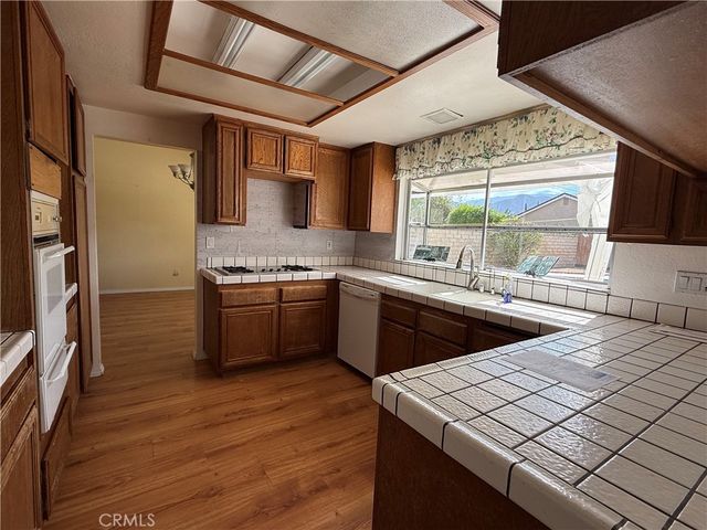 14806 Begonias Lane, Canyon Country, CA 91387