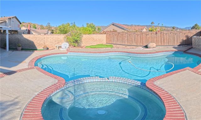 14806 Begonias Lane, Canyon Country, CA 91387