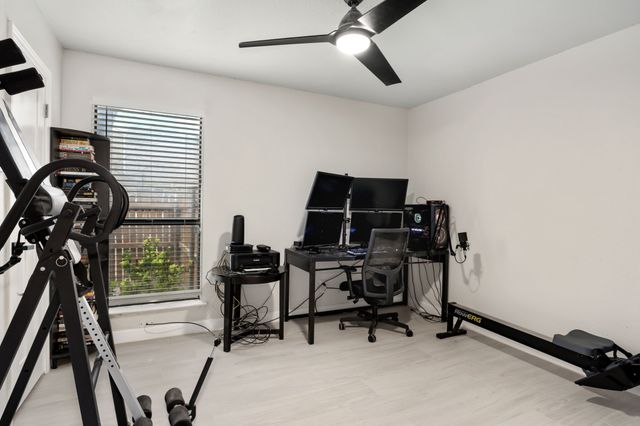 2101 Park Willow Lane C, Arlington, TX 76011