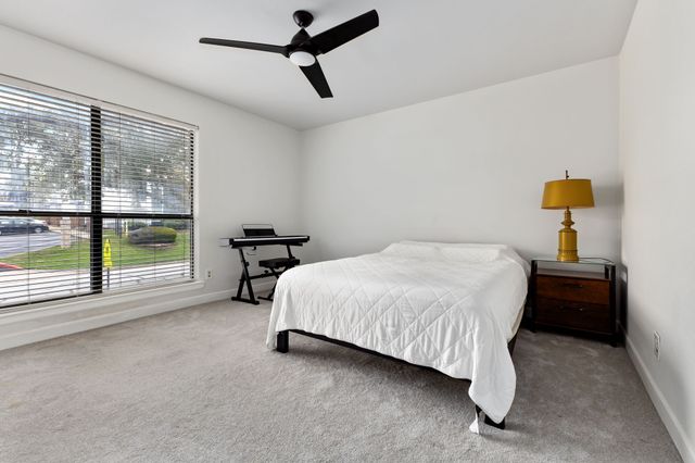 2101 Park Willow Lane C, Arlington, TX 76011