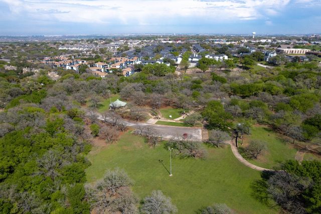 2101 Park Willow Lane C, Arlington, TX 76011