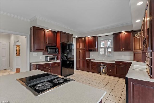 221 Windemere Isle Road, Statesville, NC 28677