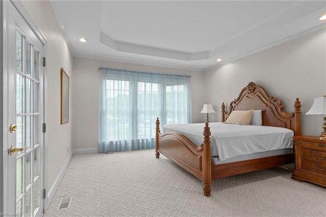 221 Windemere Isle Road, Statesville, NC 28677