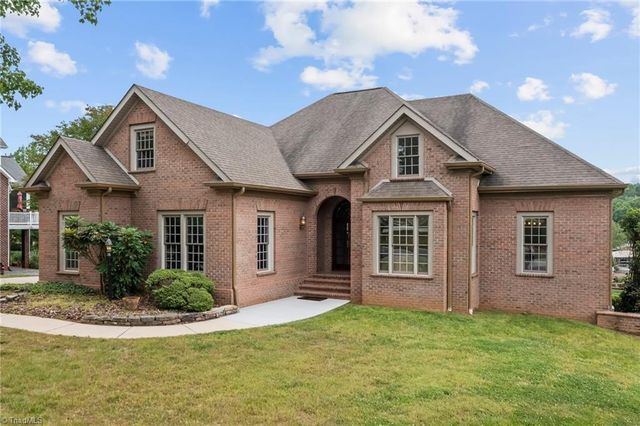 221 Windemere Isle Road, Statesville, NC 28677