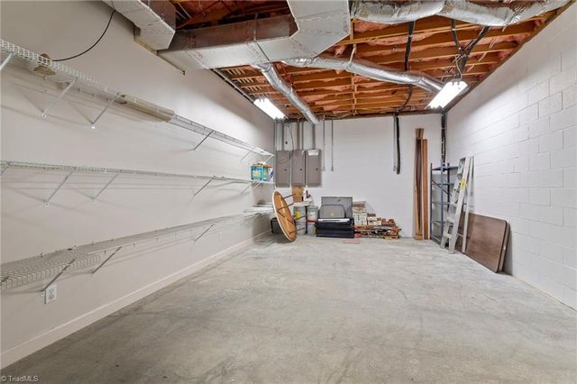 221 Windemere Isle Road, Statesville, NC 28677