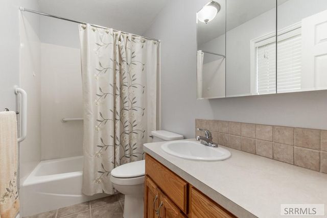 3050 S Carolyn Lane, Ammon, ID 83406