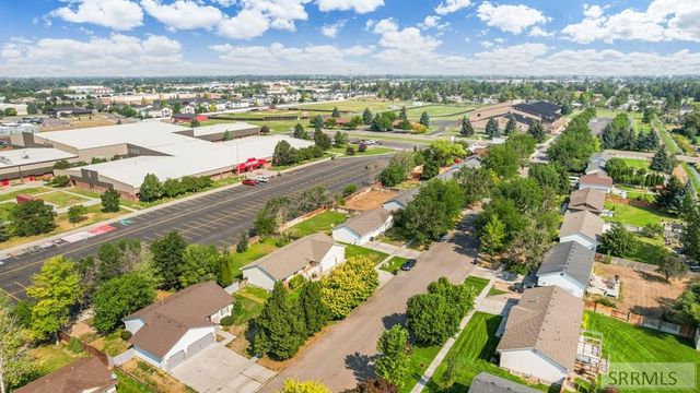 3050 S Carolyn Lane, Ammon, ID 83406