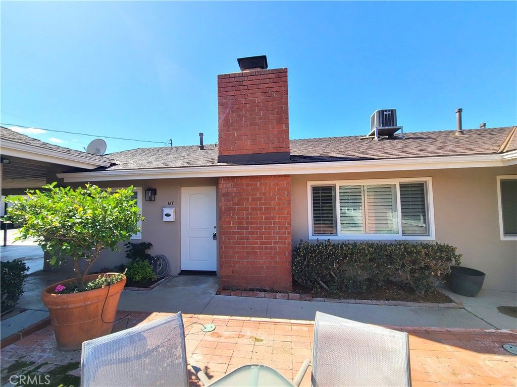 617 Pine Avenue, Redlands, CA 92373