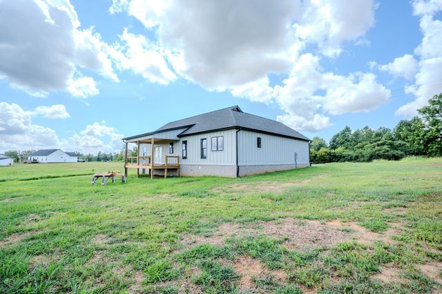 0 Beartown Rd, Loretto, TN 38469