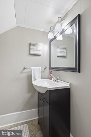 206 N PRINCE STREET, Shippensburg, PA 17257