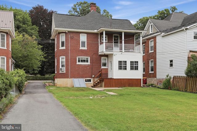 206 N PRINCE STREET, Shippensburg, PA 17257
