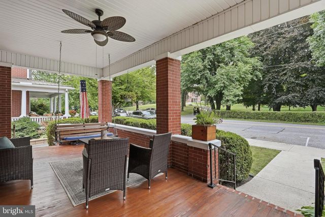 206 N PRINCE STREET, Shippensburg, PA 17257