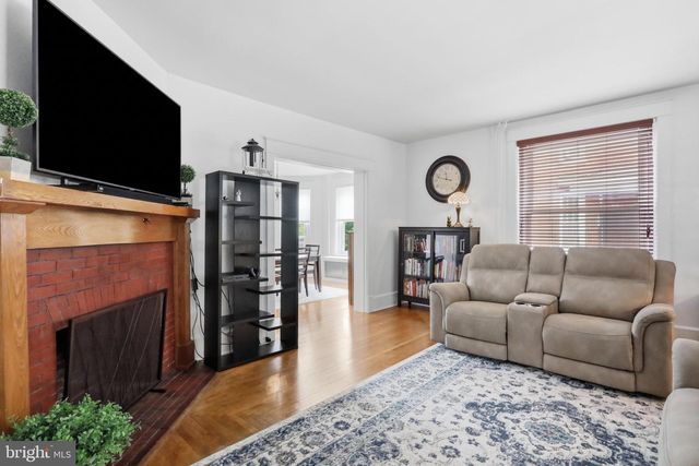 206 N PRINCE STREET, Shippensburg, PA 17257