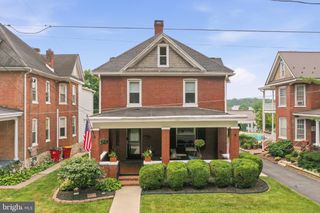 206 N PRINCE STREET, Shippensburg, PA 17257