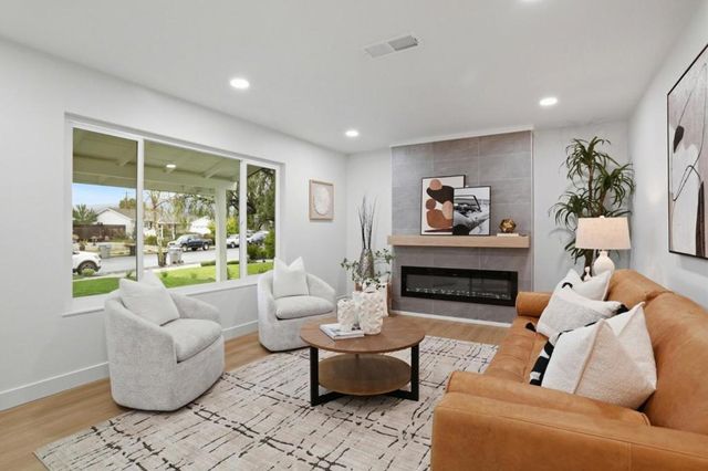 4923 Corbin Avenue, San Jose, CA 95118