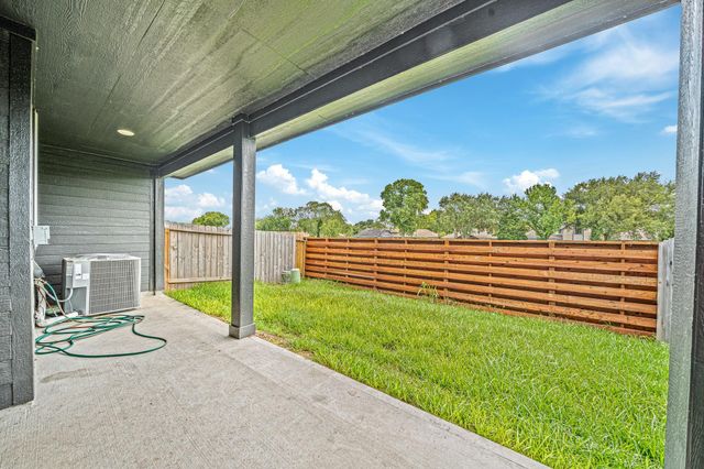 14819 Silent Gulf Avenue, Houston, TX 77082
