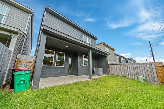 14819 Silent Gulf Avenue, Houston, TX 77082