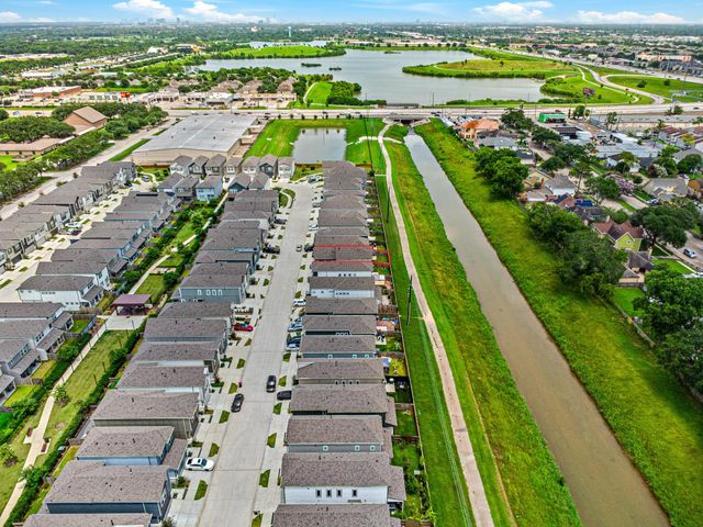 14819 Silent Gulf Avenue, Houston, TX 77082
