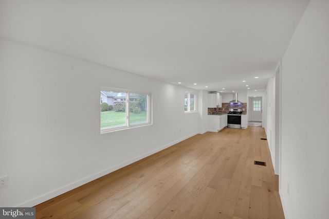 493 MOHRSVILLE RD, Shoemakersville, PA 19555