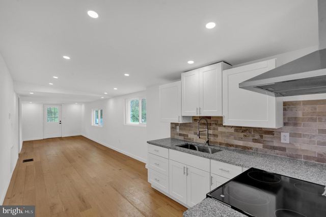 493 MOHRSVILLE RD, Shoemakersville, PA 19555