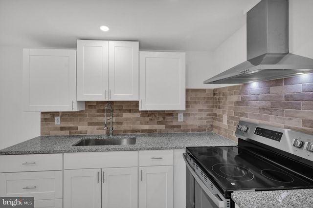 493 MOHRSVILLE RD, Shoemakersville, PA 19555
