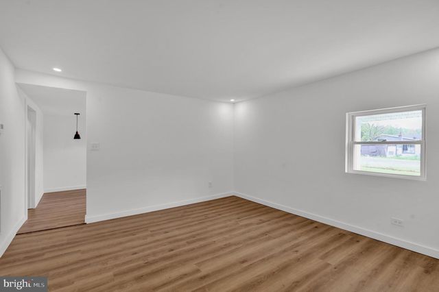 493 MOHRSVILLE RD, Shoemakersville, PA 19555