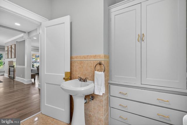 1248 MONROE ST NE, Washington, DC 20017