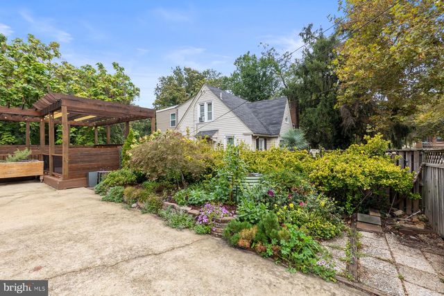 1248 MONROE ST NE, Washington, DC 20017