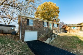 729 Burgoyne Court, Lexington, KY 40505
