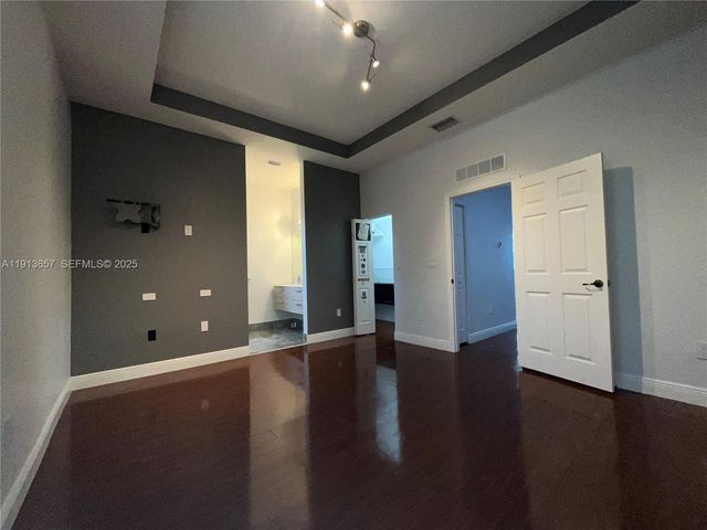 4929 SW 140th Ter 5, Miramar, FL 33027