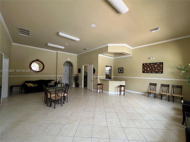 4929 SW 140th Ter 5, Miramar, FL 33027