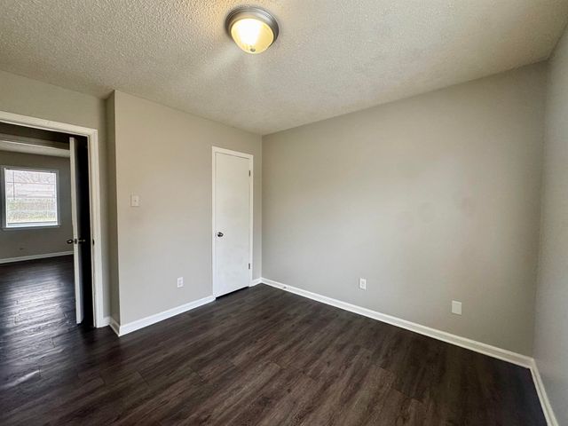 3140 FOREST GLEN DR, Horn Lake, MS 38637