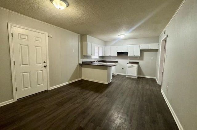 3140 FOREST GLEN DR, Horn Lake, MS 38637