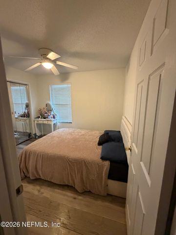 4235 QUEENSWAY Drive, Jacksonville, FL 32257